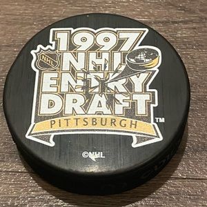 1997 NHL Entry Draft Pittsburgh Hockey Puck New